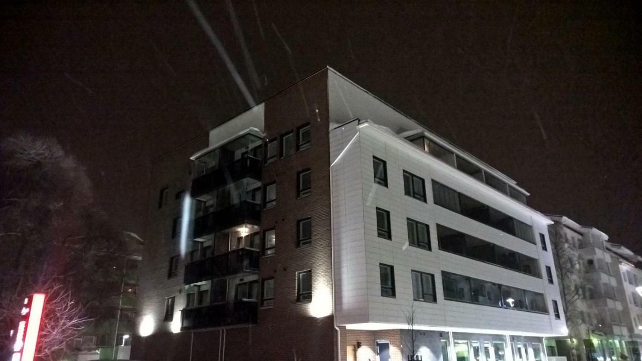 City Apartments With Balcony روفانييمي المظهر الخارجي الصورة